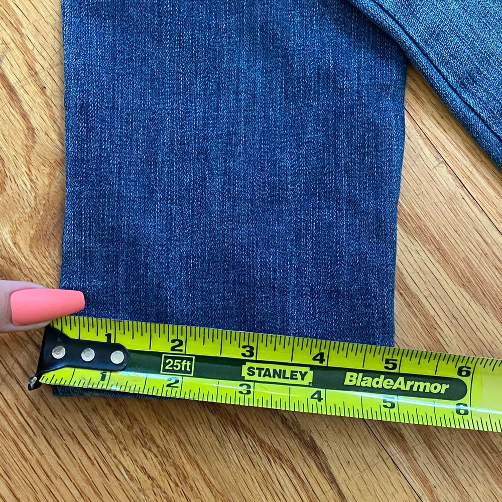 Jeans - Picture 2 of 5
